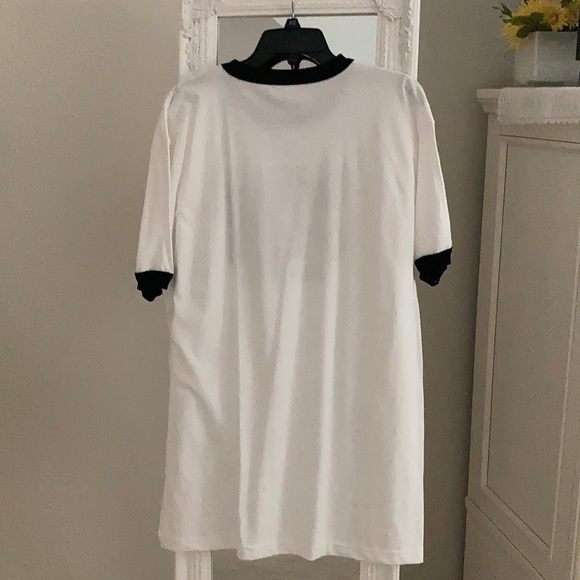 𝅺GREEN Acres tee - Picture 3 of 6